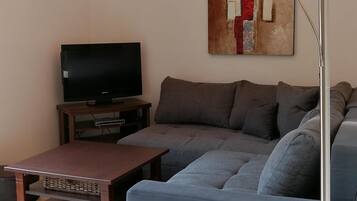 Fernseher, Stereoanlage