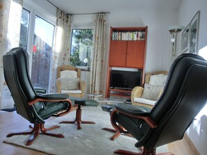 Fernseher, Stereoanlage