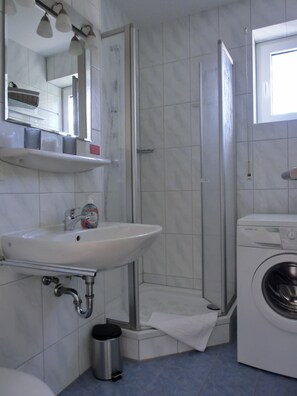 Een douche, een haardroger