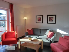 Fernseher, Stereoanlage