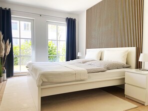 2 Schlafzimmer, Reisekinderbett, kostenloses WLAN