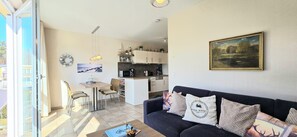 تلفزيون، مشغل دي في دي، ستيريو