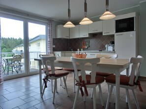 Dining - 3-zimmer-maisonettewohnung für 6 Personen mit Wlan (Graal-Müritz)