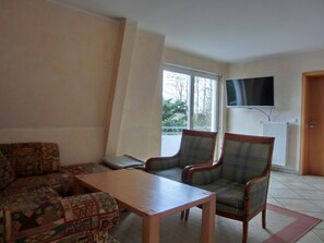 TV, stereo
