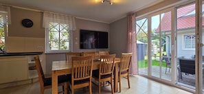 Dining - Doppelhaushälfte mit ca. 95 m² Wohnfläche für 8 Personen (Graal-Müritz)