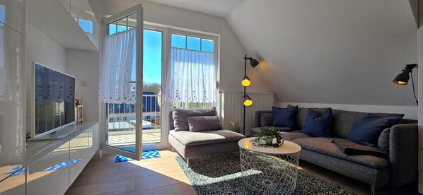 Fernseher, Stereoanlage