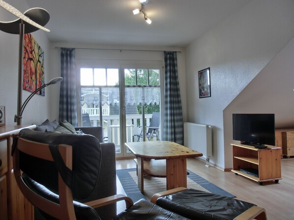 Télévision, chaîne hi-fi