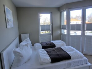 2 bedrooms, free WiFi - 3-zimmer Fewo für 6 Pers. mit 2 Schlafzimmern, Wlan (Graal-Müritz)