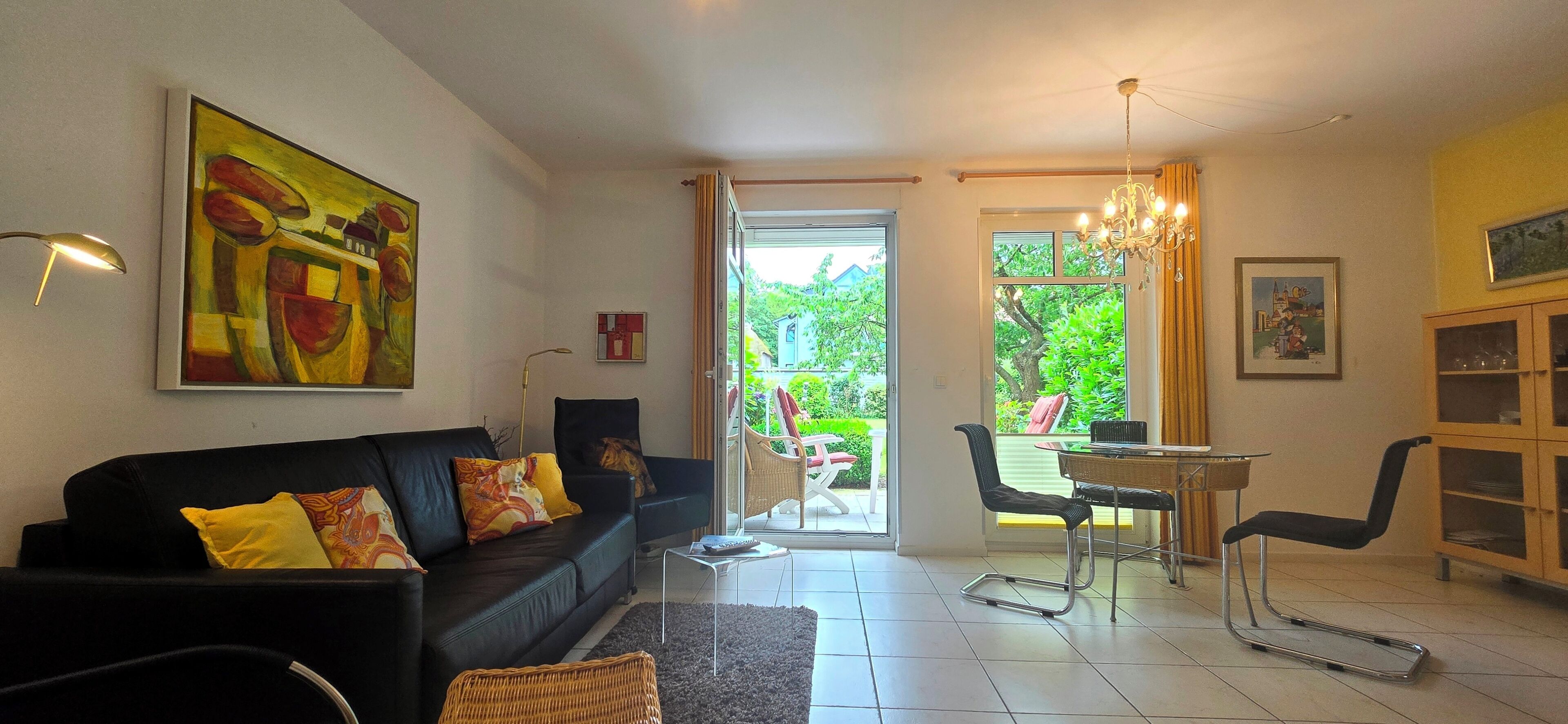 Fernseher, Stereoanlage