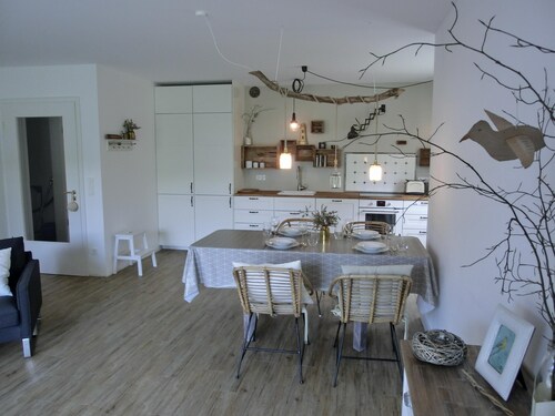 Strandnahe 3-zimmer-ferienwohnung für 4 Pers. mit Terrasse