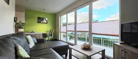 TV, DVD player, stereo