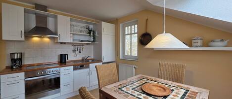 冰箱、烤箱、炉灶、洗碗机