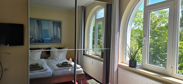 2 Schlafzimmer, Bügeleisen/Bügelbrett, kostenloses WLAN