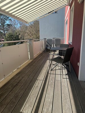 Outdoor dining - 2-zi.-fewo für 2 Personen im 2.obergeschoss mit Wlan (Graal-Müritz)