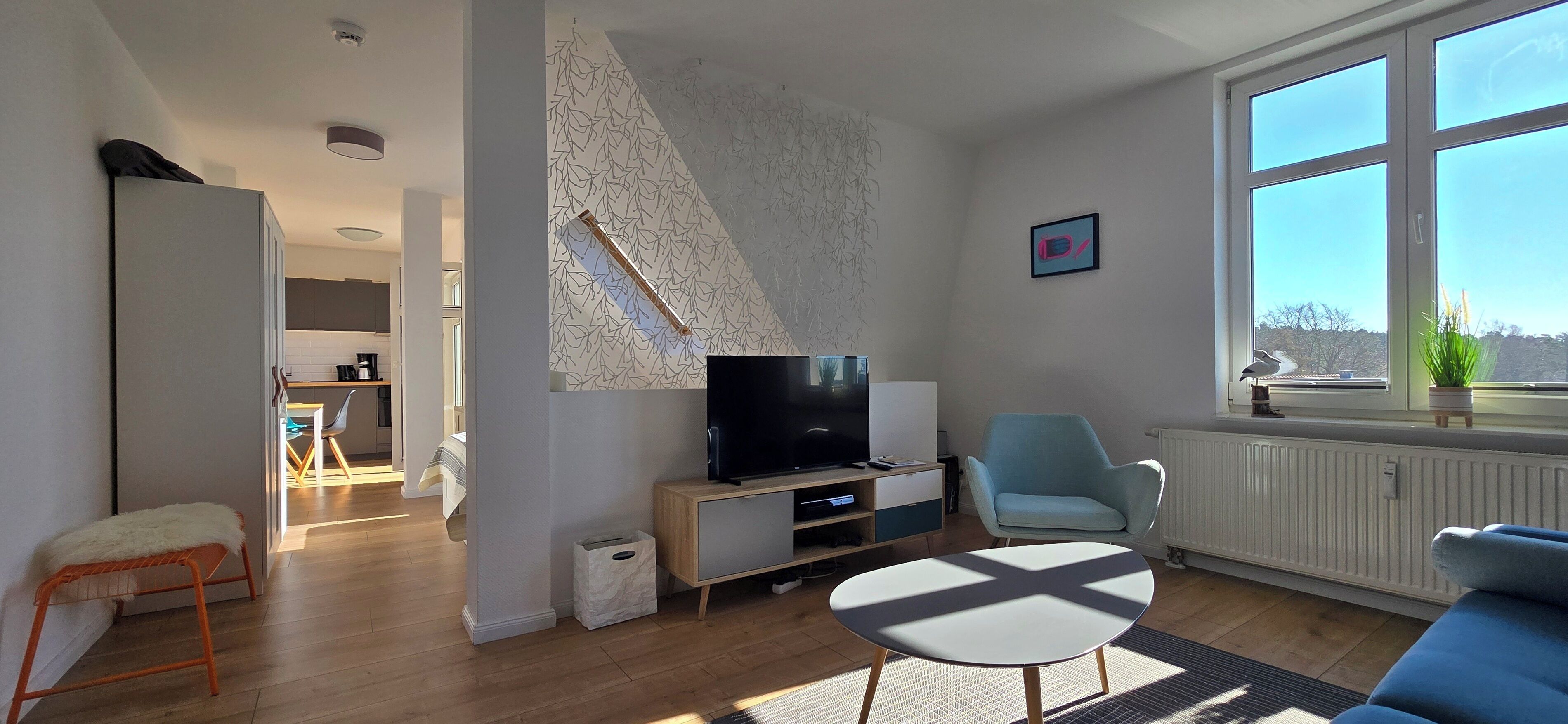 Fernseher, Stereoanlage