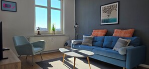 Fernseher, Stereoanlage