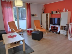Fernseher, Stereoanlage