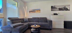 Fernseher, Stereoanlage