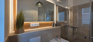 Dusche, Haartrockner