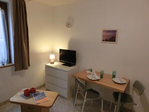 Dining - 2-zi.-fewo mit Wlan - Bettwäsche und Handtücher Inklusive! (Graal-Müritz)