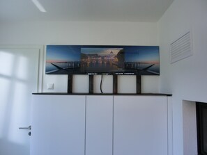 صورة غير مصنفة، 3 من 25، زرّ