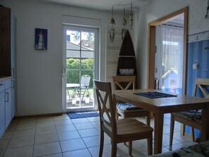 تناول الطعام