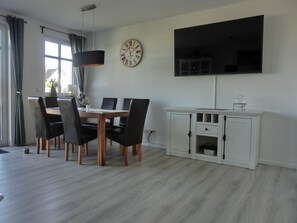 Dining - Doppelhaushälfte für 6 Pers.,110 m², Inkl. Bettwäsche, Wlan (Seeheilbad Graal-Müritz)