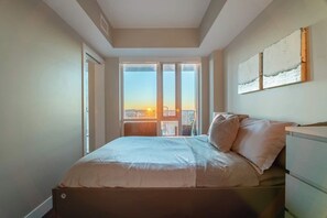 1 chambre, bureau, fer et planche à repasser, Wi-Fi gratuit