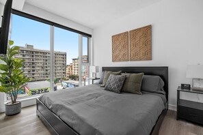 2 habitaciones, tabla de planchar con plancha y wifi gratis 