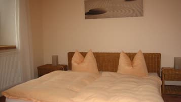 2 bedrooms, in-room safe, iron/ironing board, travel cot