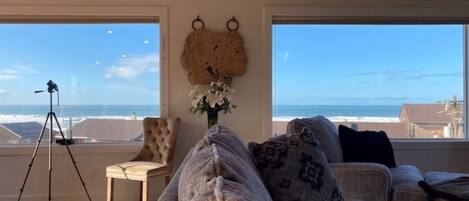 Smart TV, books, stereo, printers