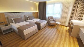Deluxe Room with Turkish bath | Minibar, in-room safe, laptop workspace, free WiFi