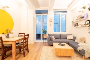 Basic Apartment, 1 Queen Bed | Interior - Beautiful 1 Bedroom Apartment Next to Southern Cross Station (Melbourne)