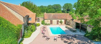 So Villa Passe Vite (72) - Heated pool - Foot - 2h Paris - 30 p.