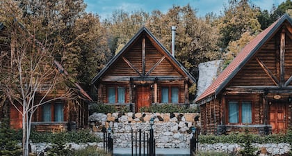 Wood Hills Hotel & Resort