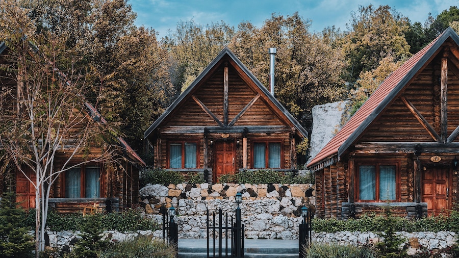 Wood Hills Hotel & Resort