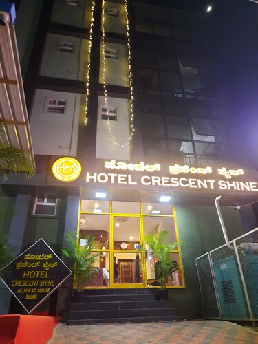 Hotel Crescent Shine