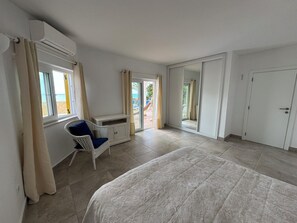 3 bedrooms, in-room safe, travel crib, free WiFi