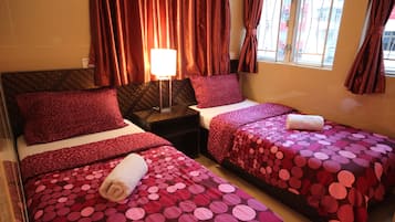 Room | Premium bedding, down comforters, memory foam beds, minibar