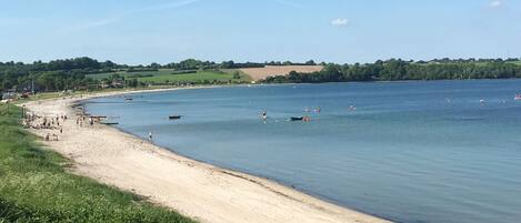 Beach nearby, sun-loungers