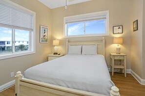 5 bedrooms, iron/ironing board, travel cot, free WiFi