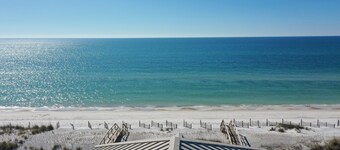 5BR Gulf Front w/Private Pool Near Rock Wall ~ Beach Blessing