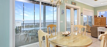 5BR Gulf Front w/Private Pool Near Rock Wall ~ Beach Blessing