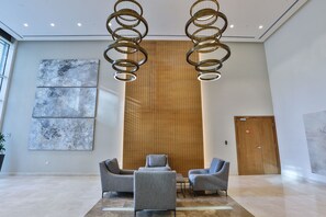 Lobby sitting area - Abdali Views Apartments (Amman)