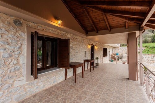 Arcadia Getaway - Levidi Sani 11 Suite