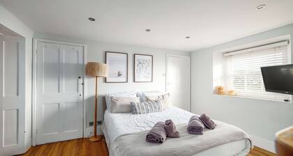 NEW 2023 Beach House in Devon - Sleeps 10