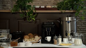 Breakfast buffet - Boutique Hotel Manufactura (Tbilisi)