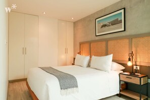1 bedroom, iron/ironing board, bed sheets - w* | Picturesque Loft in the Heart of Barranco (Barranco)