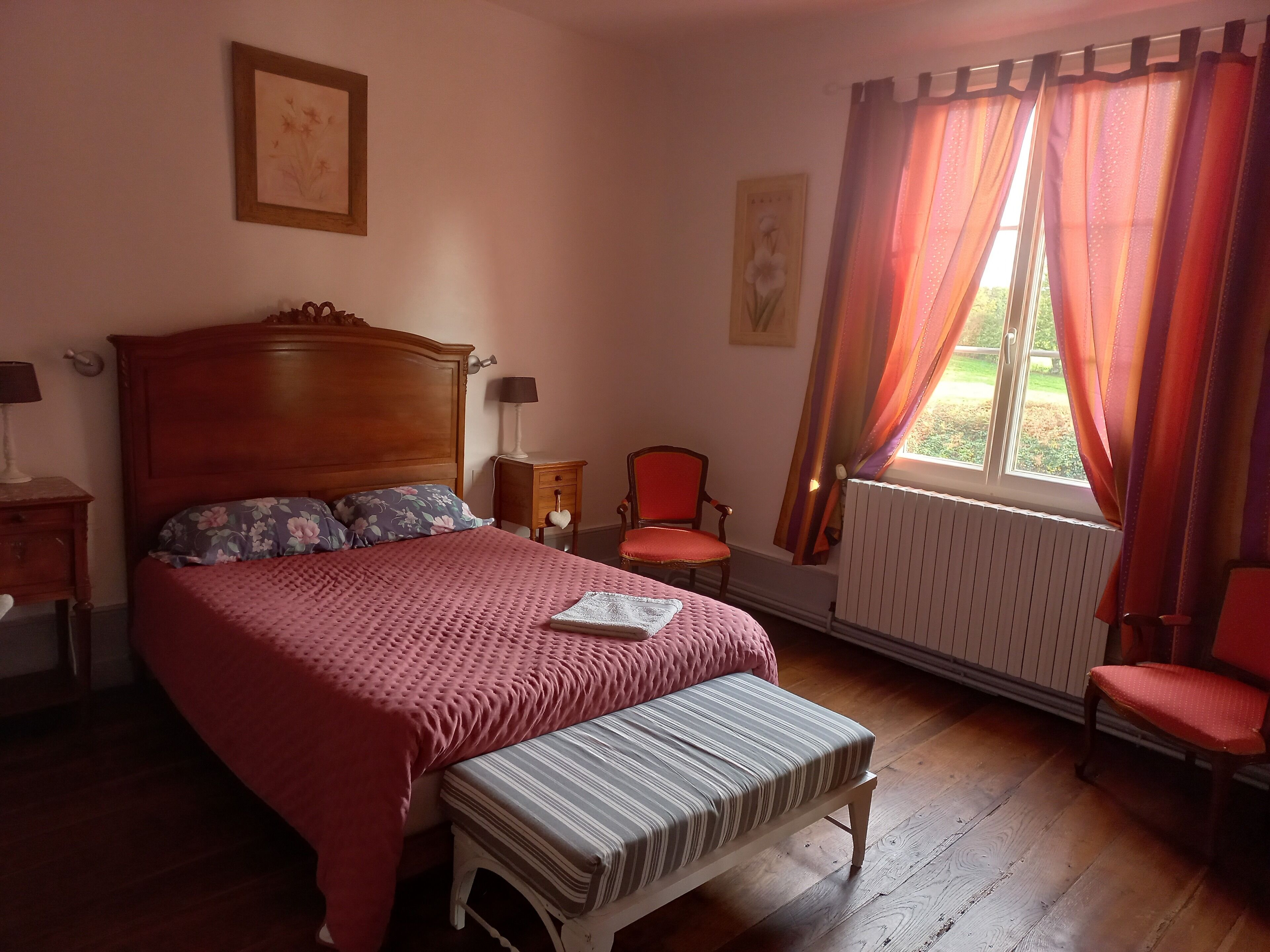 9 slaapkamers, een strijkplank/strijkijzer, gratis wifi, beddengoed