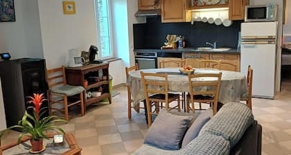 Gites moulin de Richebourg in a character property